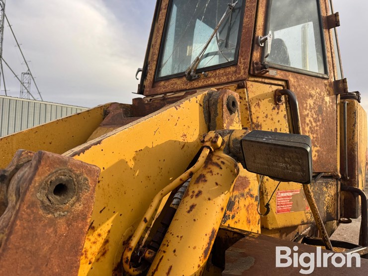 1980-caterpillar-930-image-20