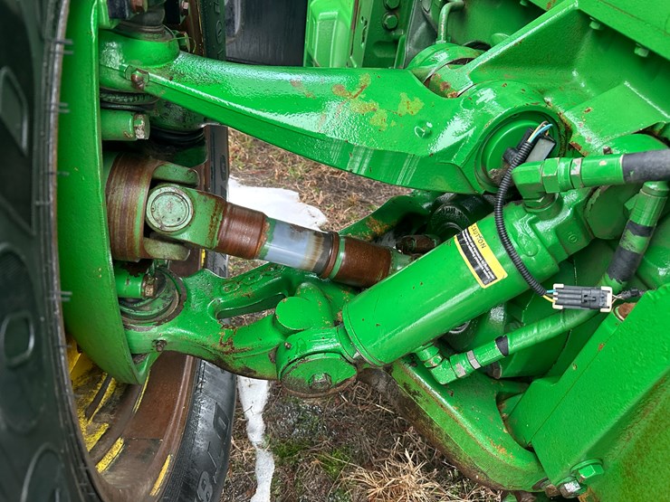 john-deere-8330-image-21