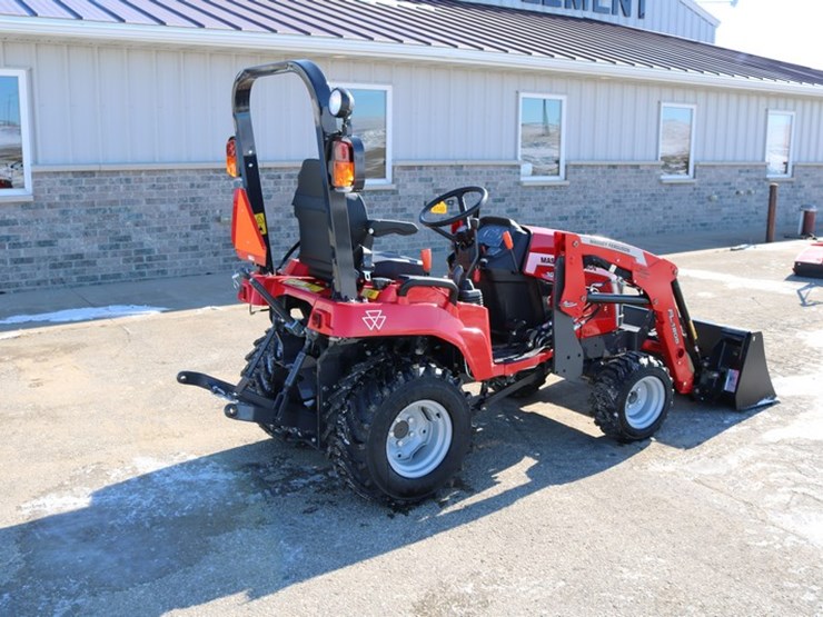 #4148-•-massey-ferguson-1gc.25-compact-tractor-image-2