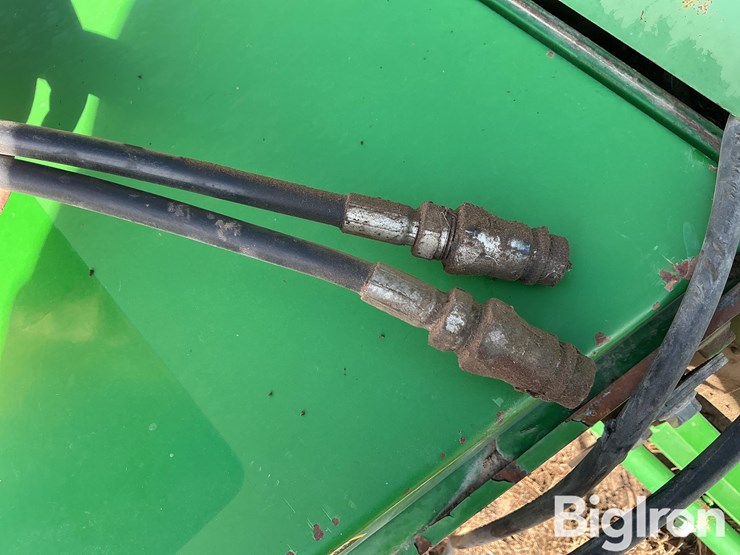 john-deere-567-image-15