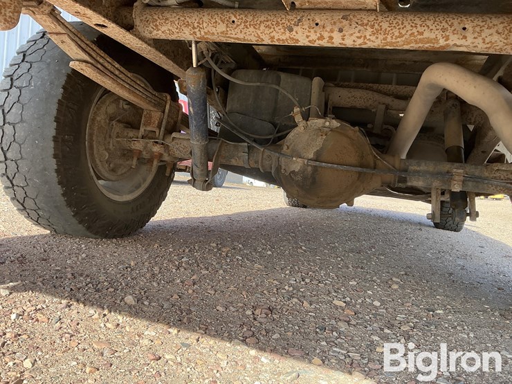 2005-chevrolet-silverado-1500-image-13