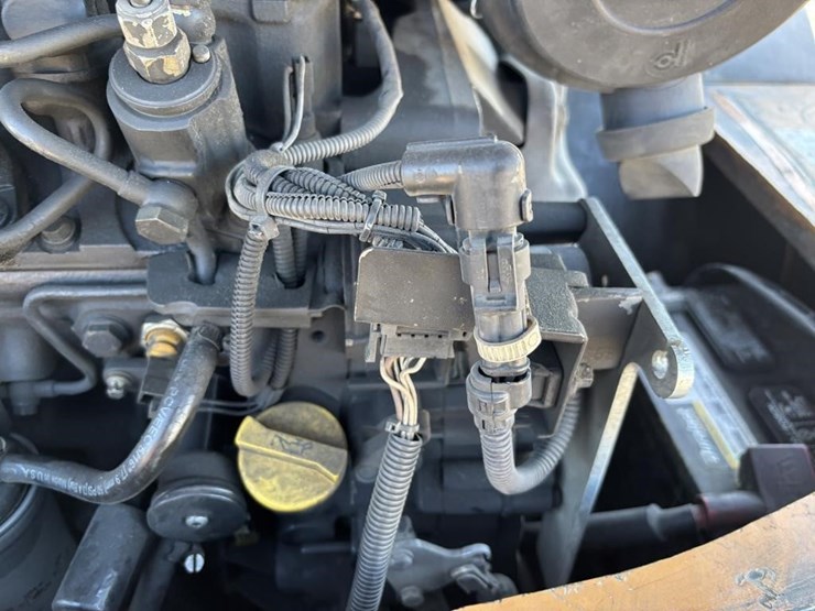 case-21e-wheel-loader-image-40