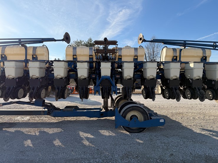 kinze-3650-image-6