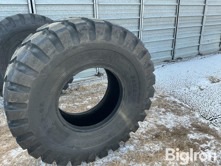samson-rock-crusher-20.5-25-tires-image-12