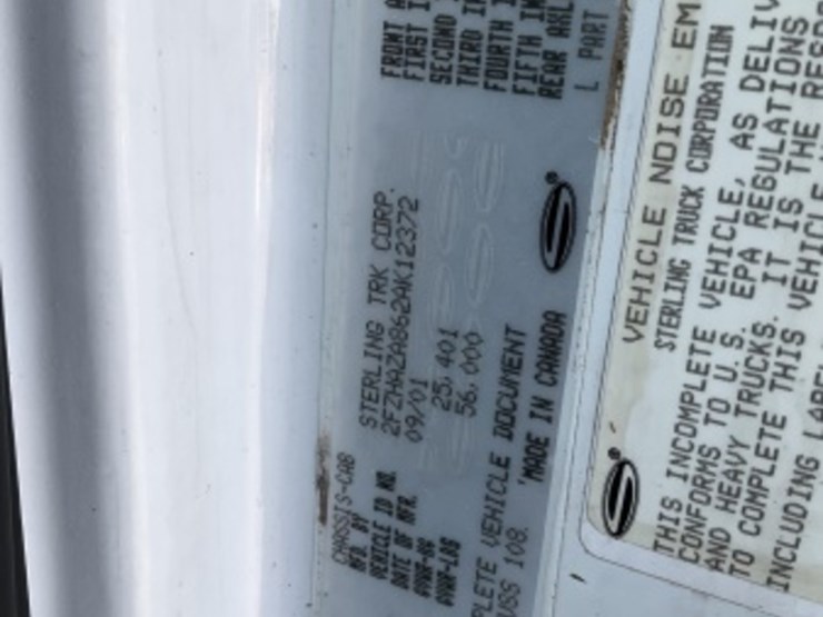 2002-sterling-lt9500-image-24