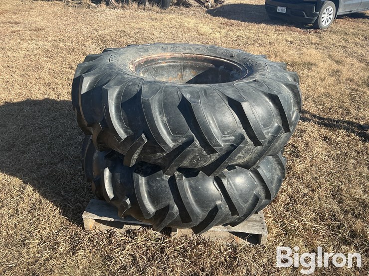 titan-pivot-tires-image-3