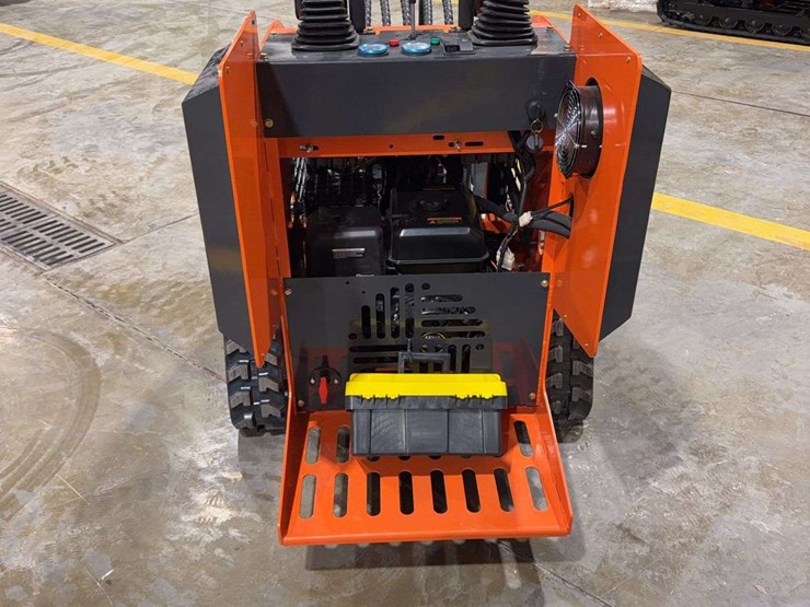 2025-sdlanch-sdll30-mini-skid-steer-image-4