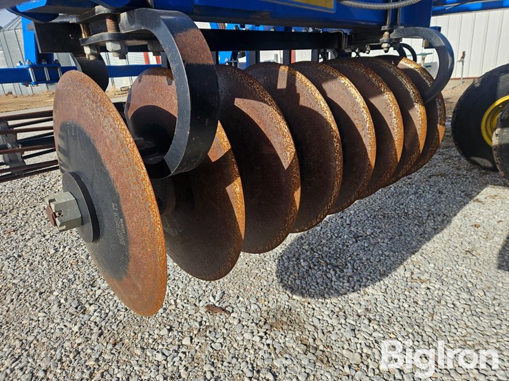 2011-landoll-7431-26-image-16