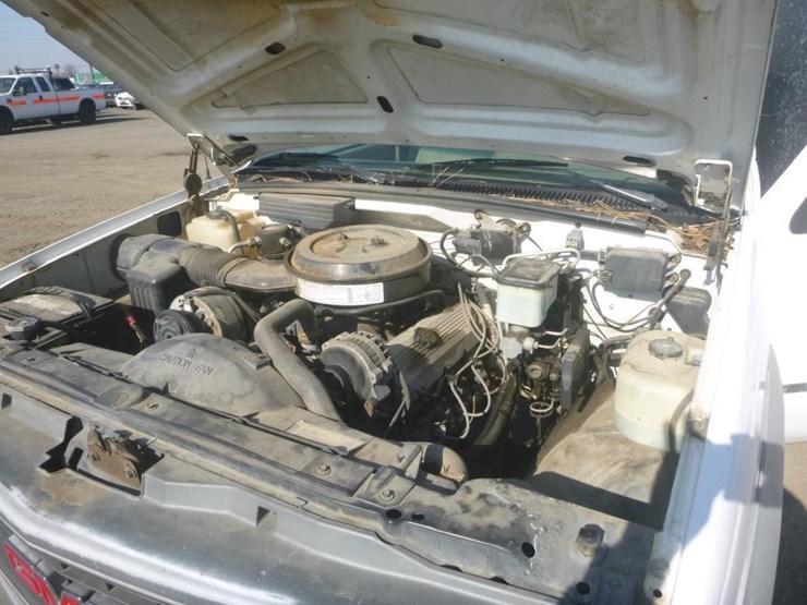 1994-gmc-3500-image-16