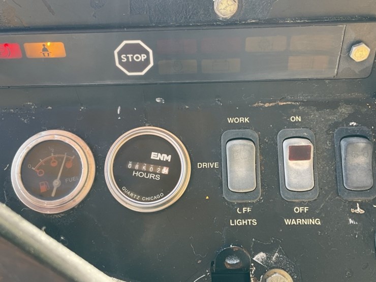 deere-210le-image-23