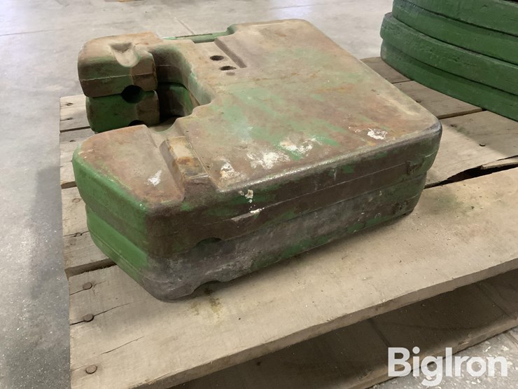 john-deere-100-image-11