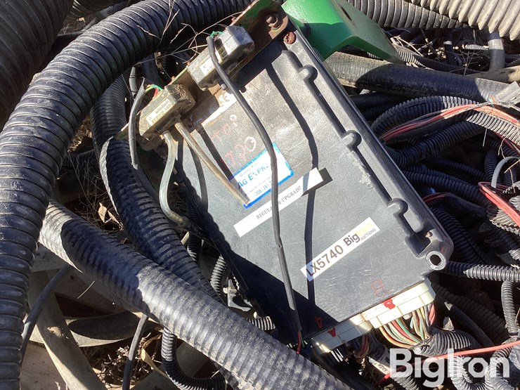 john-deere-7200-image-11