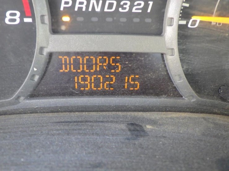 2004-chevrolet-colorado-image-12