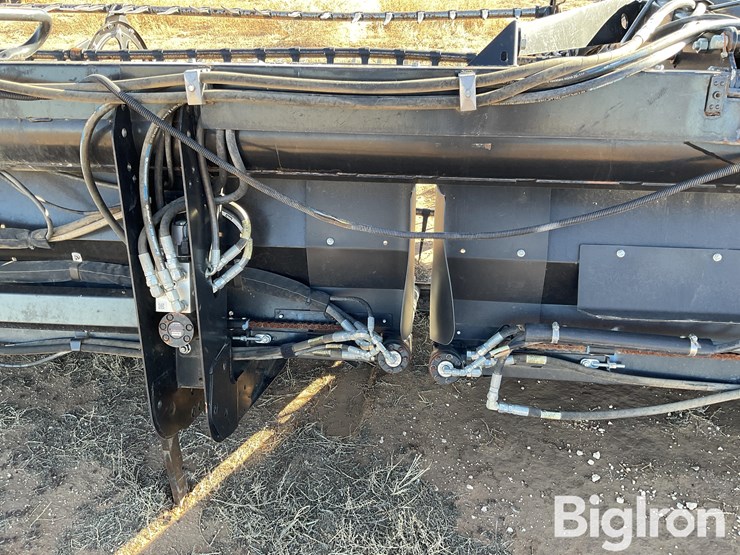 2021-john-deere-430d-image-11