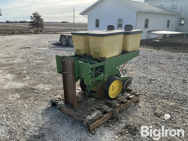 john-deere-7200-image-3