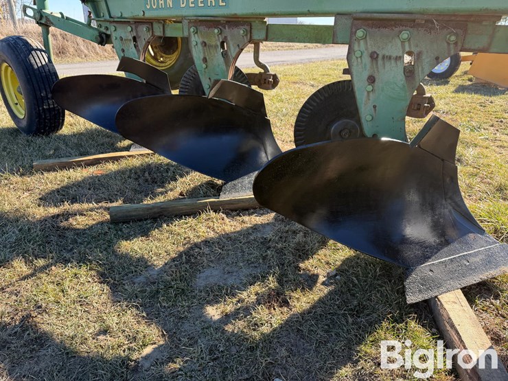 john-deere-5-image-15