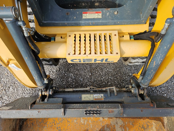 2017-gehl-rt175-image-5