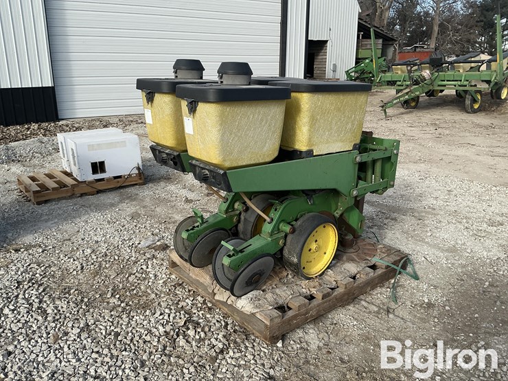 john-deere-7200-image-7