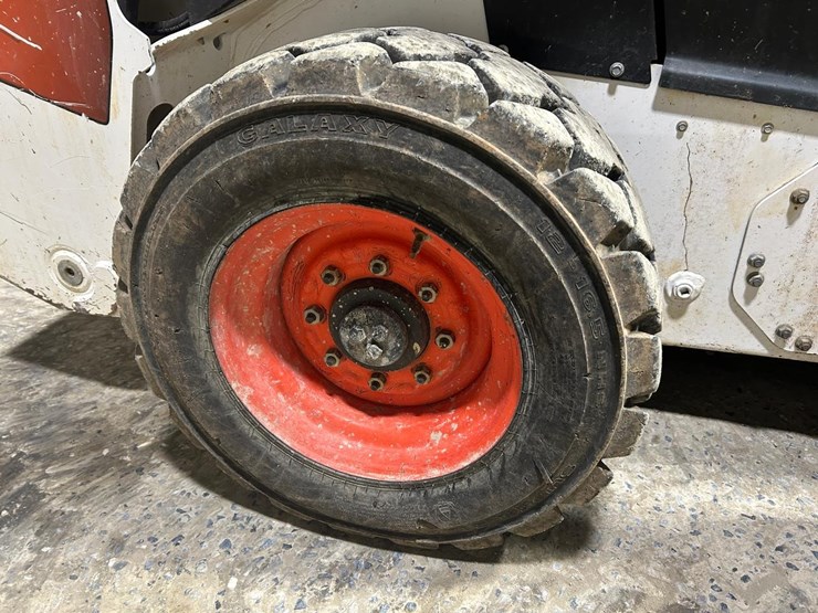 2021-bobcat-s76-image-13