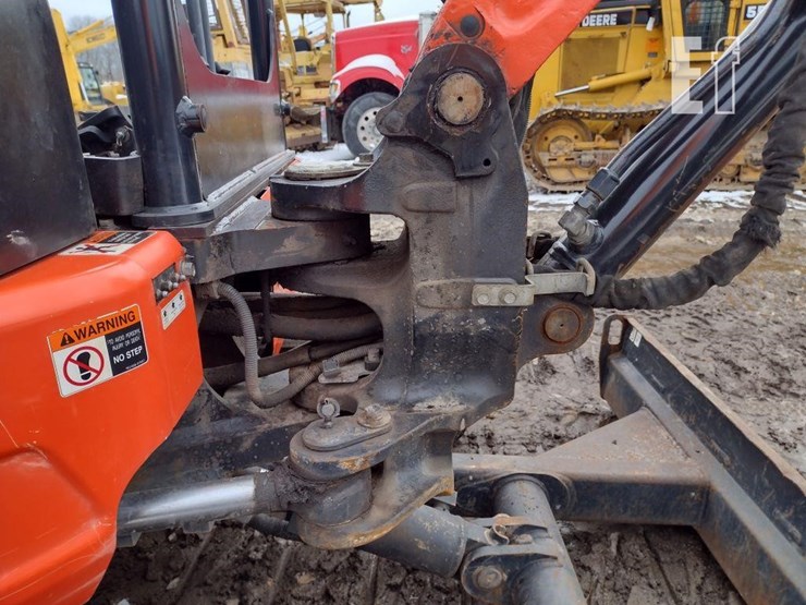 kubota-u35-4-image-24