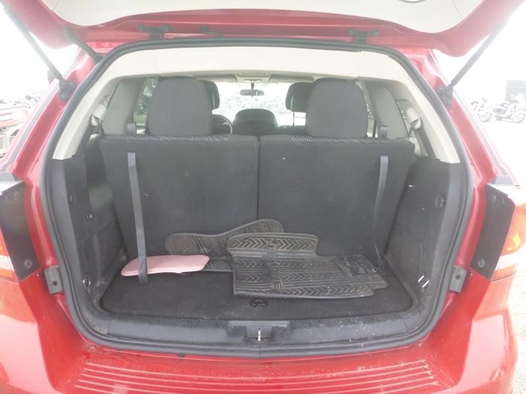 2015-dodge-journey-image-9