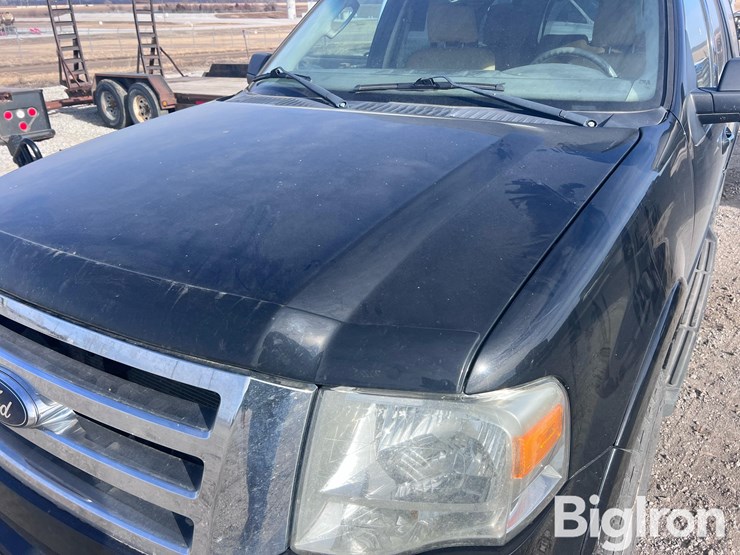 2012-ford-expedition-xlt-image-17