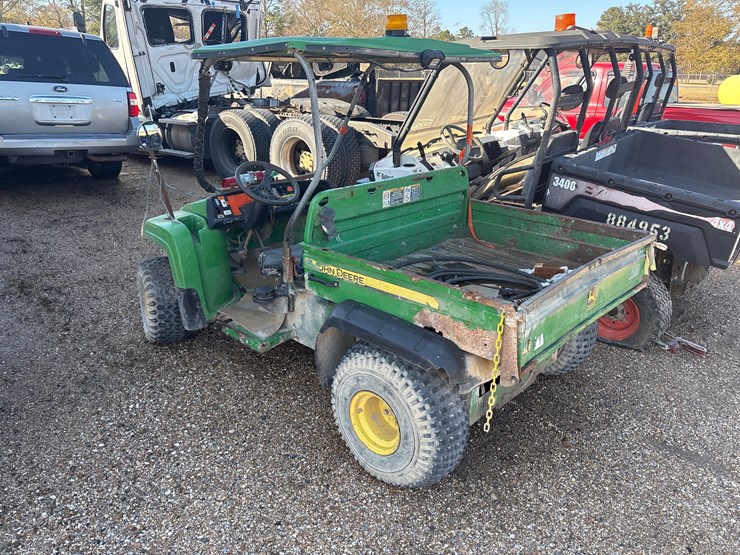john-deere-gator-image-3