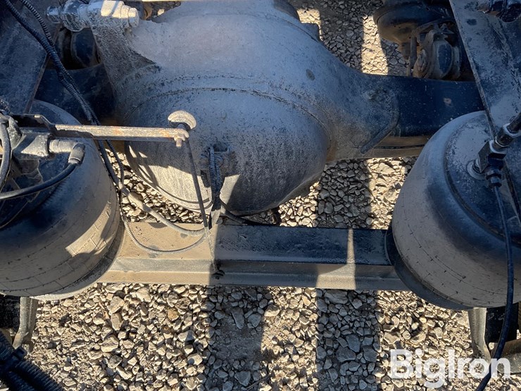 2006-peterbilt-378-image-11