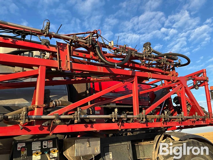 2013-case-ih-patriot-4430-image-14