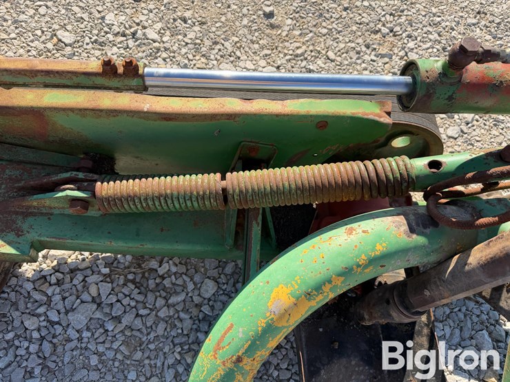 john-deere-270-image-17