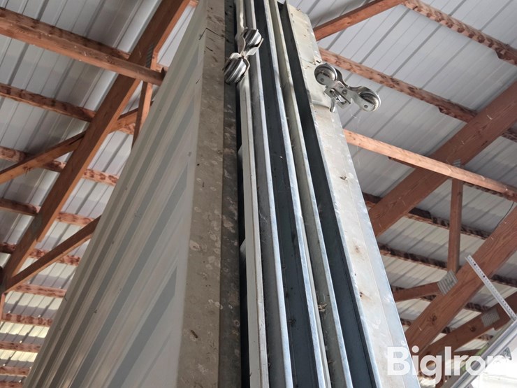 steel-sliding-barn-doors-image-10