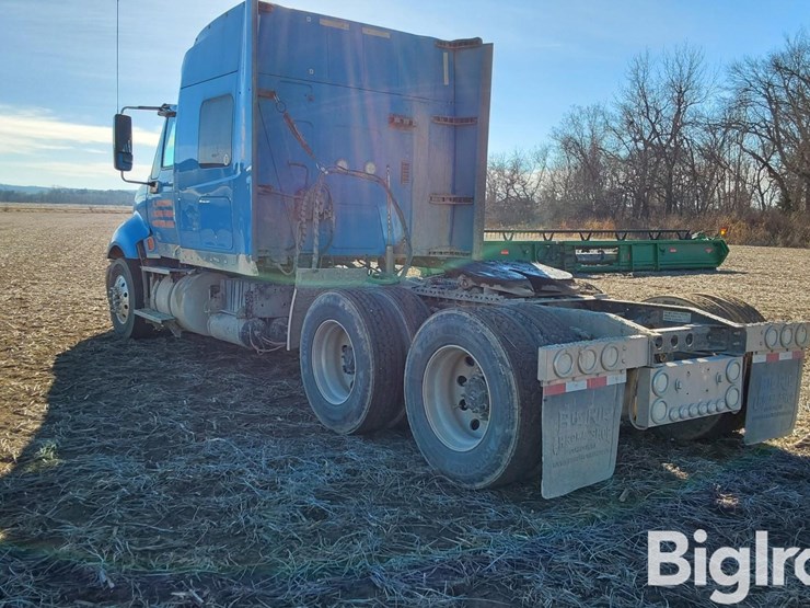 2014-international-prostar-image-7