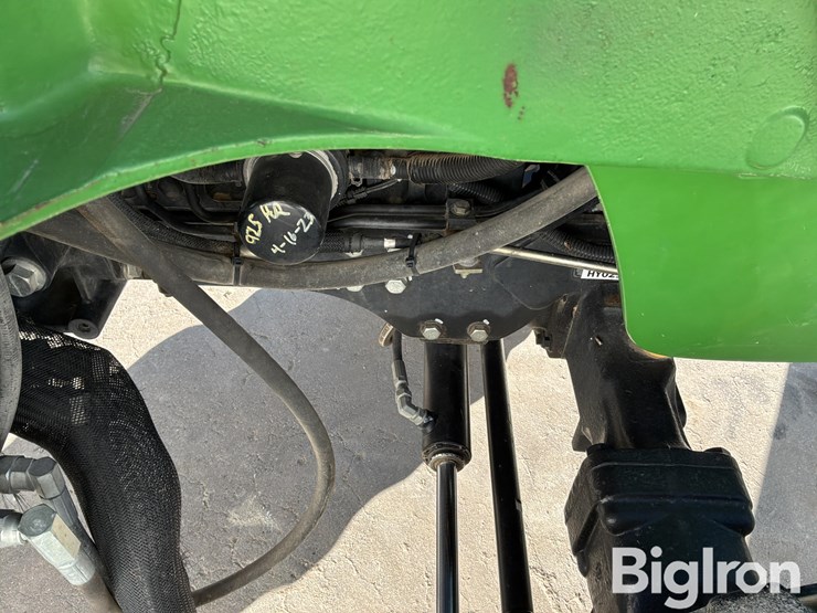 2013-john-deere-3520-image-19