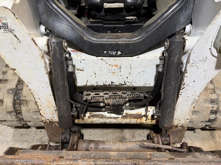 2017-bobcat-t770-image-9