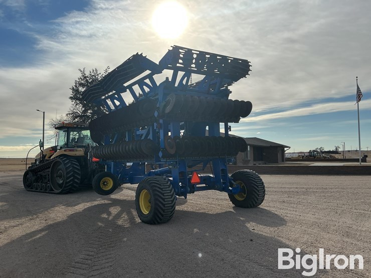 2016-landoll-7832-40-image-7