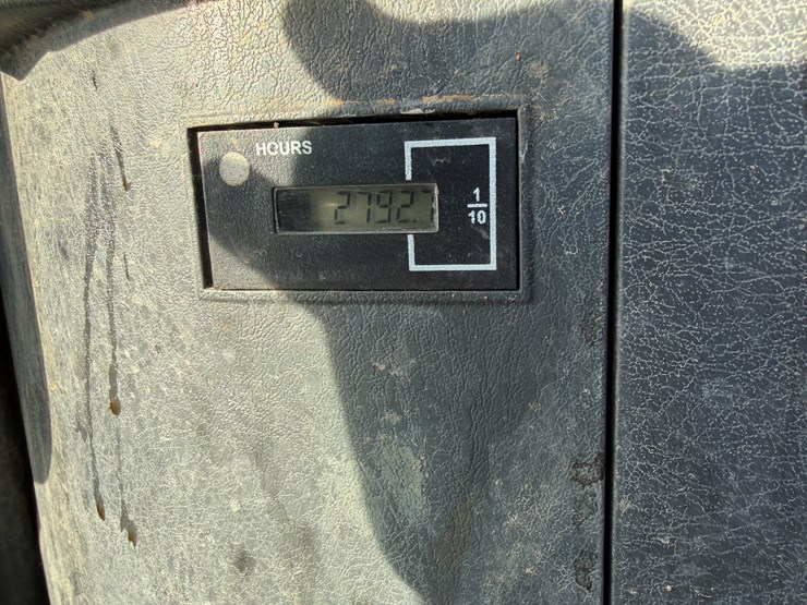 2019-case-cx57c-image-17