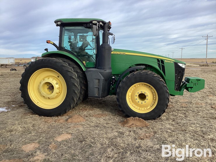 2015-john-deere-8320r-image-4