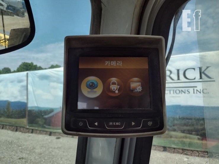 hyundai-110d-7e-image-11