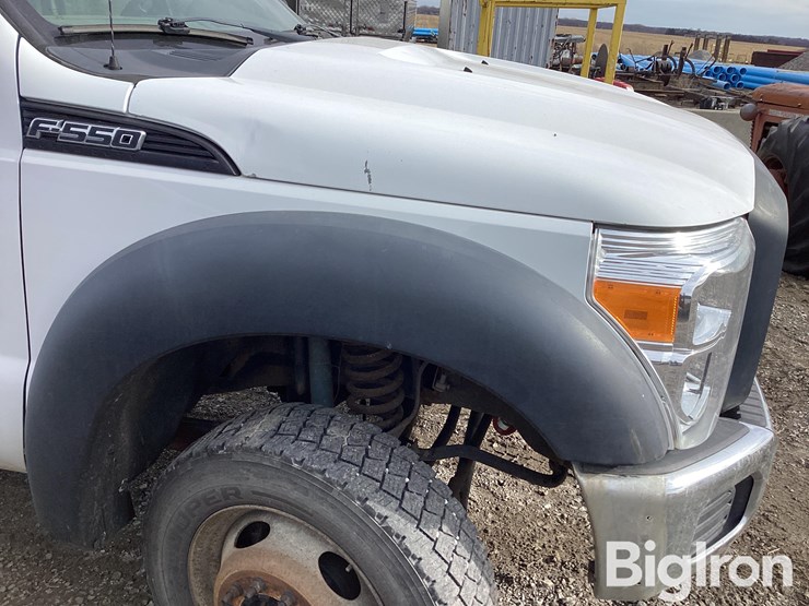 2012-ford-f550-image-18