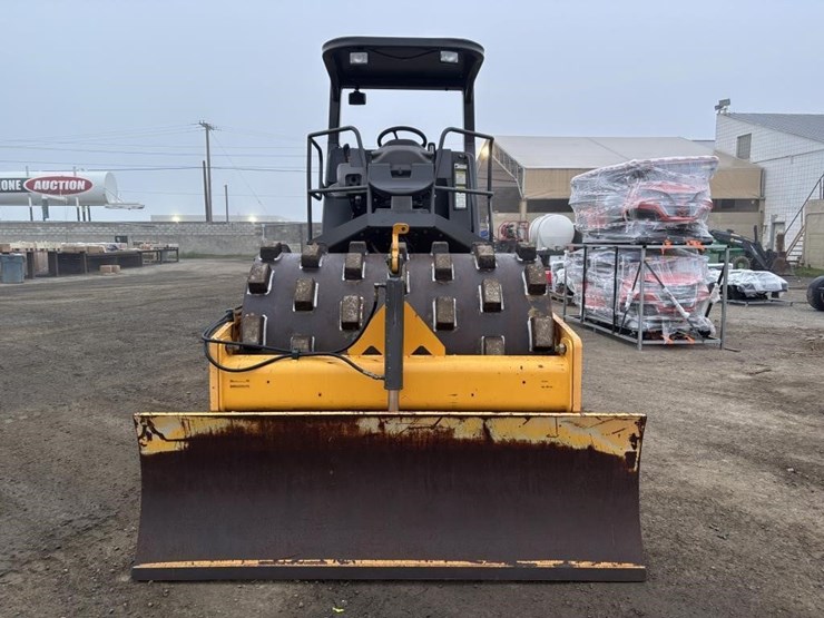 2013-volvo-sd75-image-6