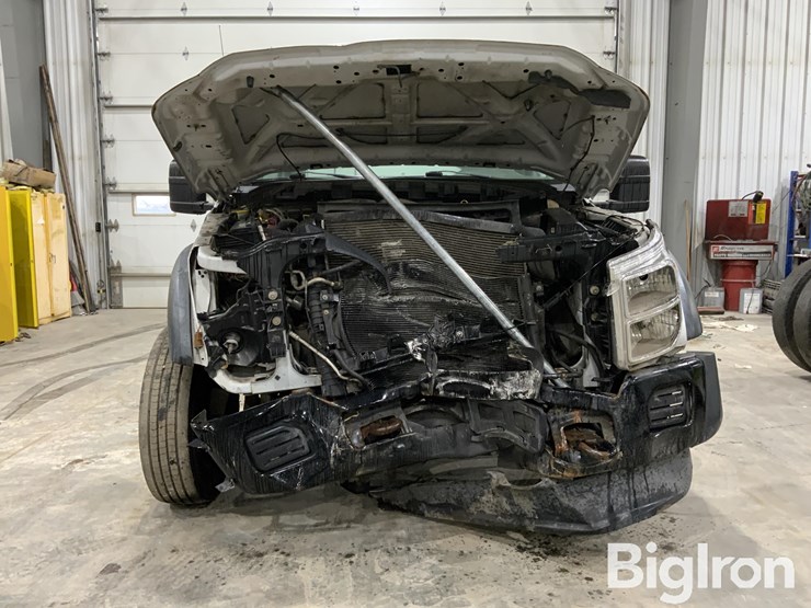 2014-ford-f550-image-2