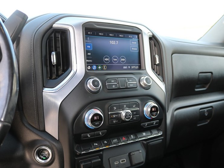 2020-gmc-1500-image-14