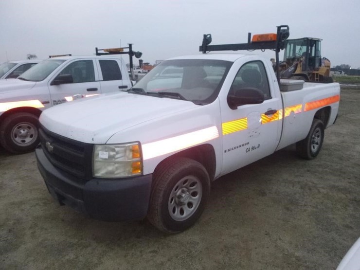 2008-chevrolet-silverado-1500-image-1