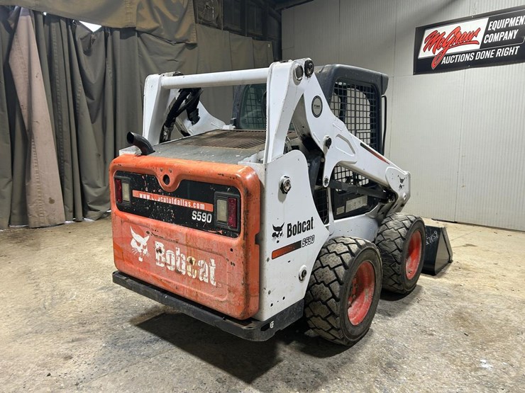 2015-bobcat-s590-image-4