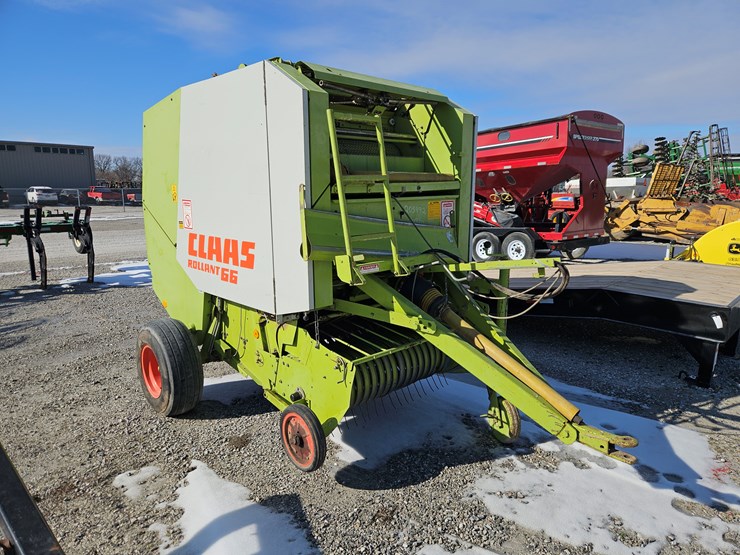 claas-rollant-66-image-1