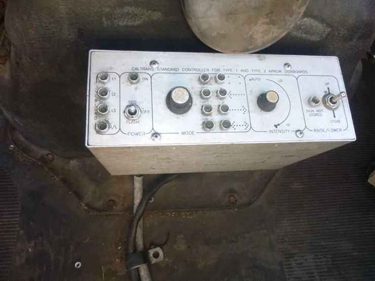 2001-international-4900-image-13