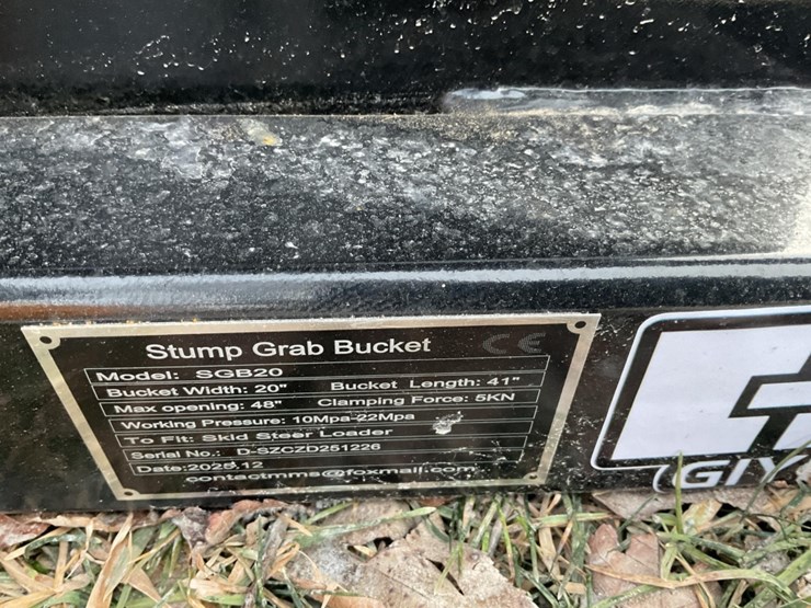 sgb20-stump-grab-bucket,-fits-skid-steer-loader,-48"-max-opening,-5kn-force-image-3