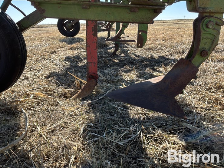 john-deere-3-pt-cultivator/ditcher-image-19