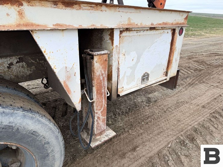 1993-ford-lts8000-image-22