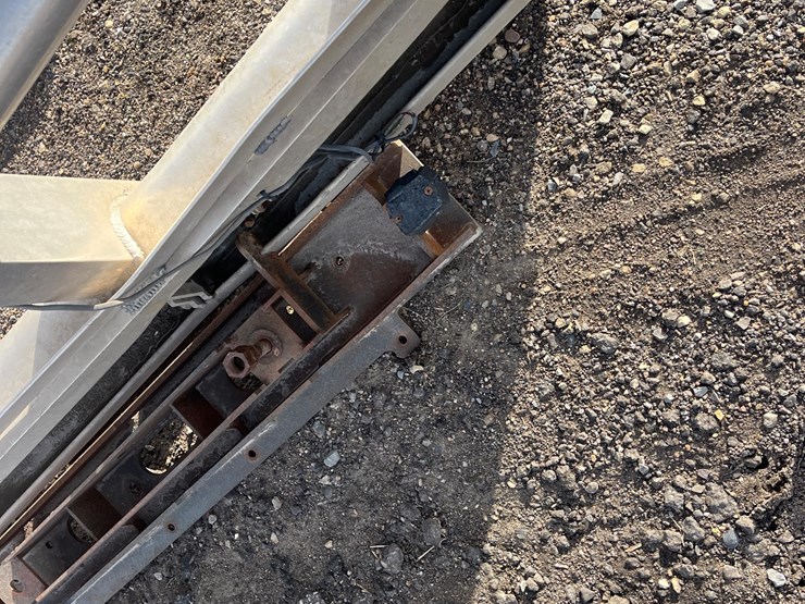 peterbilt-379-image-12